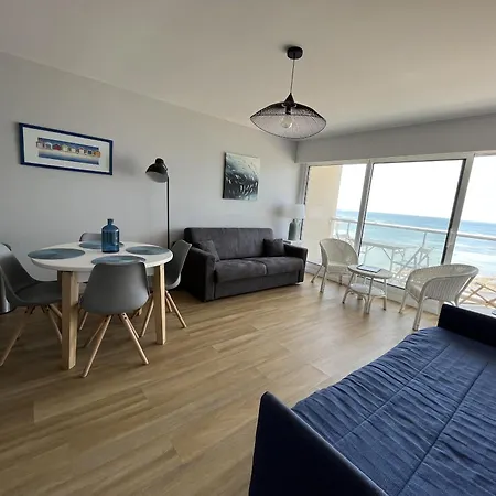 Face - Parking - Les Presidents Appartement